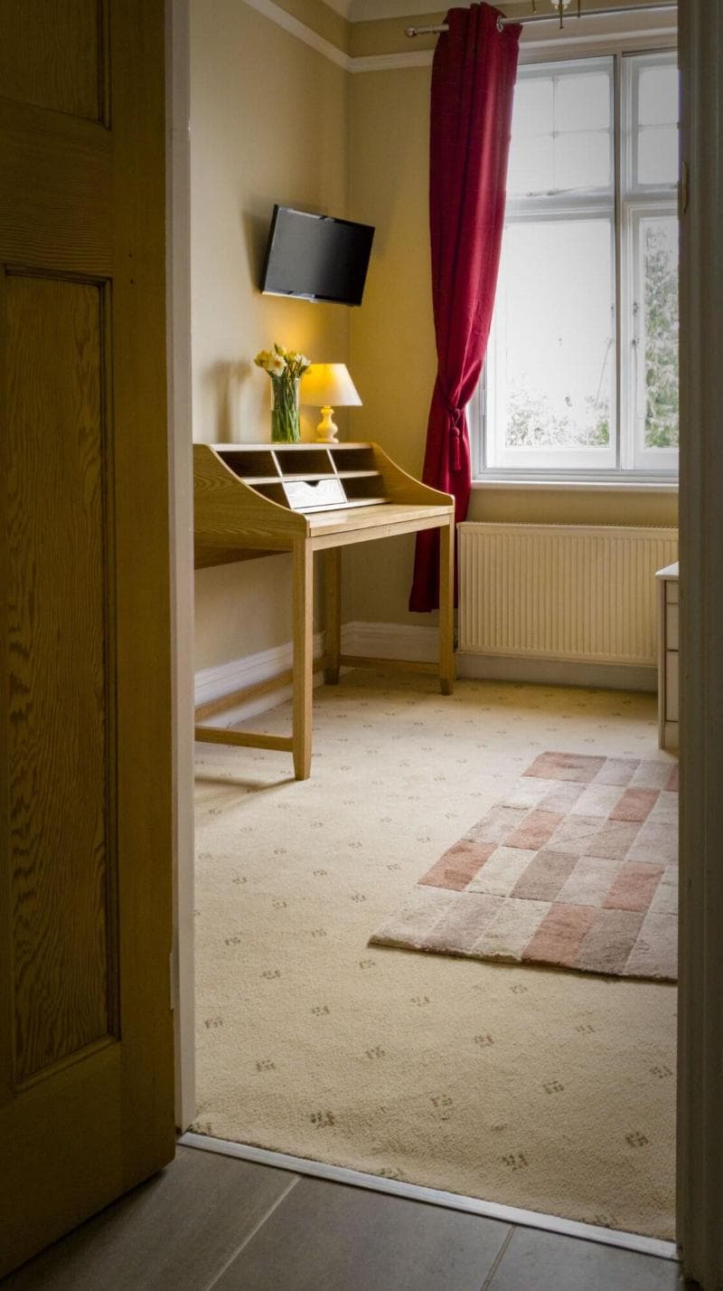 Sandfield House 5