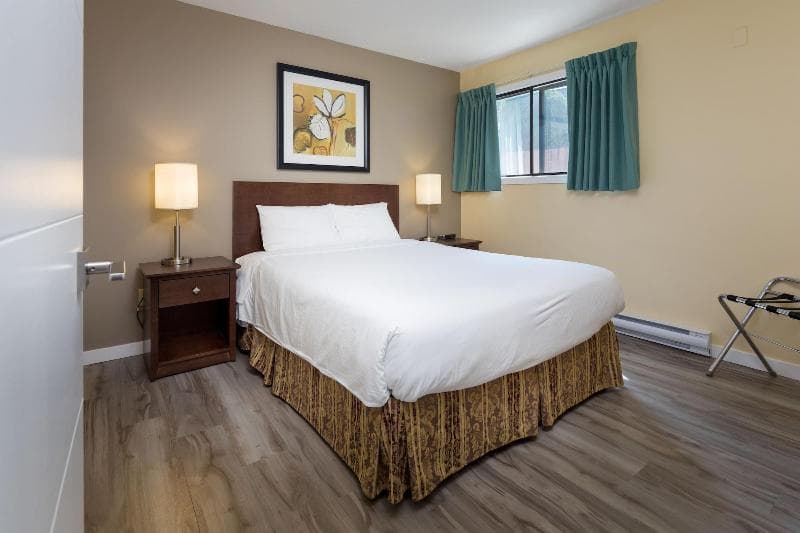 Siesta Suites Kelowna photo 1
