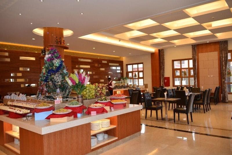Golden Peacock Resort Hotel 3
