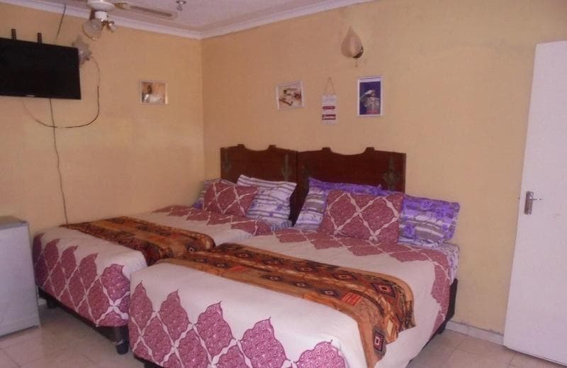 Tatenda Safaris Lodge 3