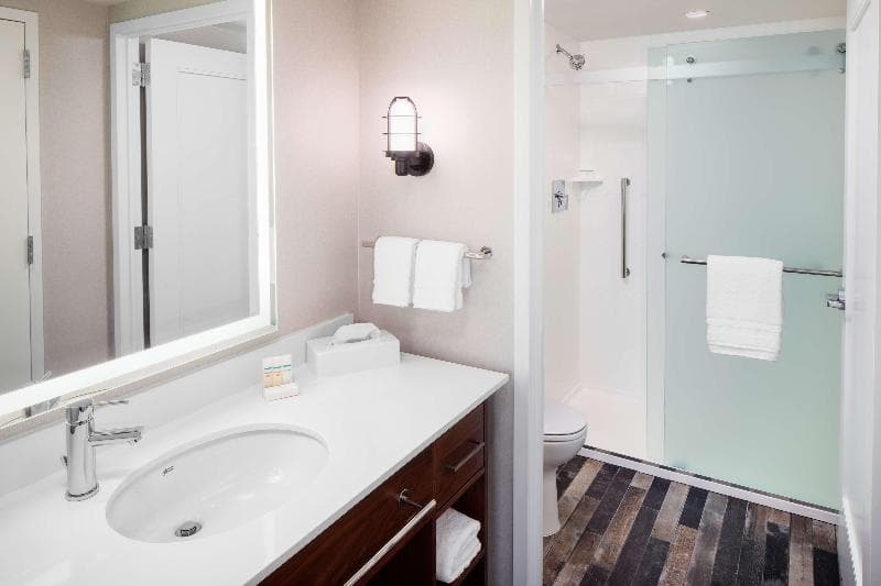Homewood Suites by Hilton Boston Seaport District photo 1