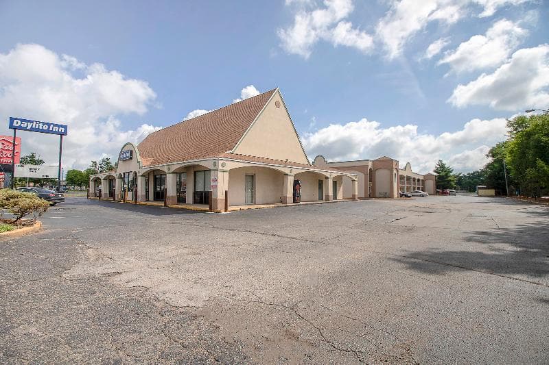 Hotel O Daylight Inn Elkhart I-90, IN 2