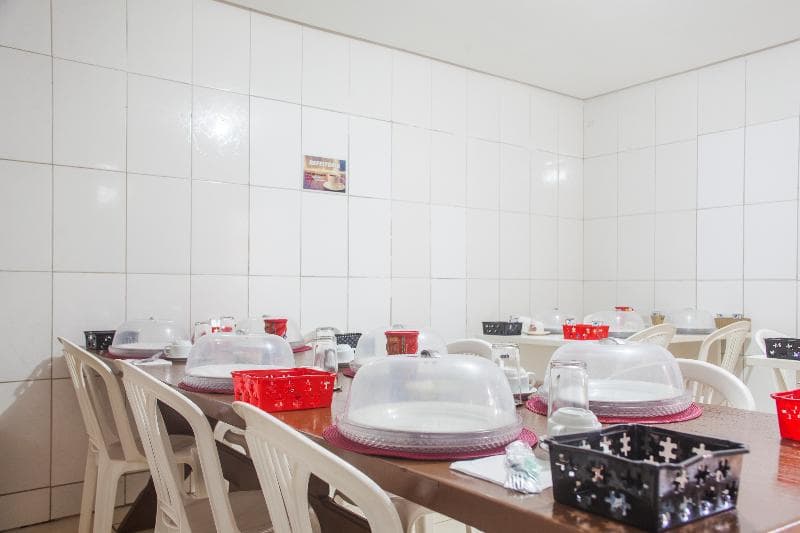 Oyo M&J Hotel main
