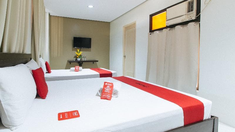 Reddoorz @ Arzo Hotel Grand Lodge 5