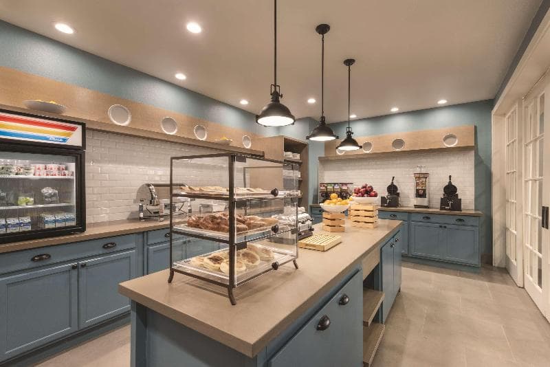 Country Inn & Suites by Radisson, Oklahoma City-Bricktown, OK 2