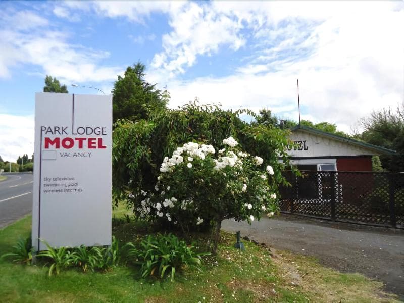 Park Lodge Motel 3