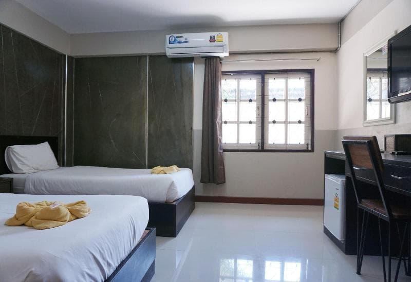 Puangpech Hotel 4