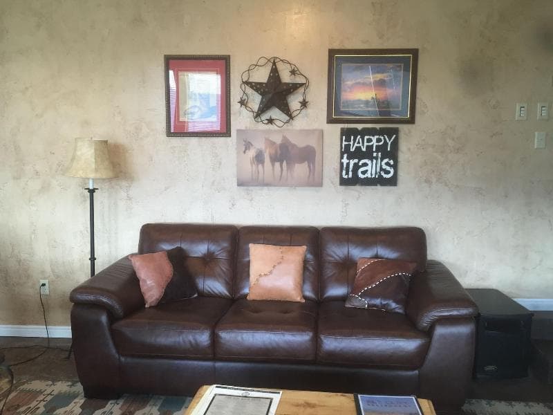 Skyridge Inn Bed & Breakfast 4