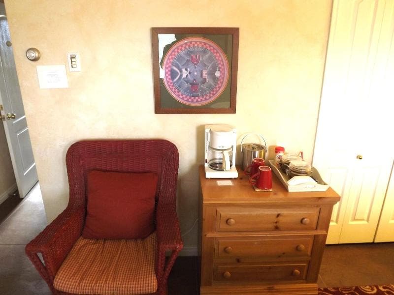 Skyridge Inn Bed & Breakfast 3
