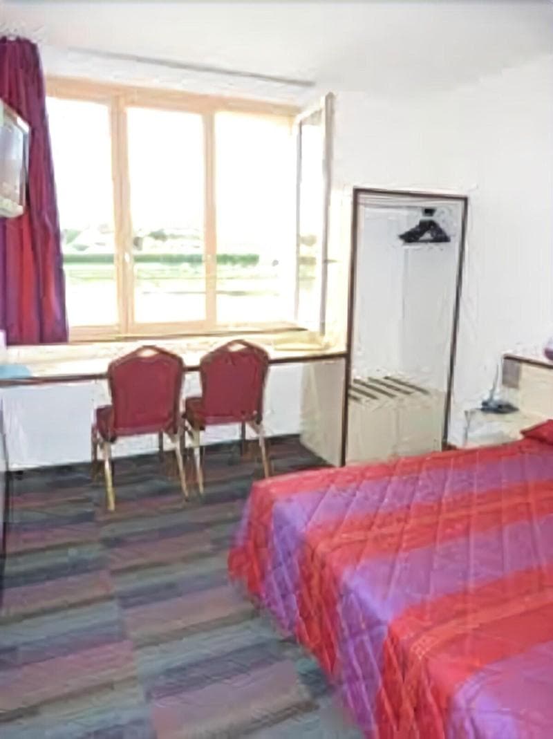 Hôtel Sanotel 5