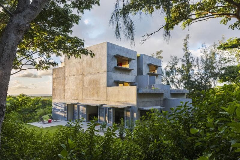 Hix Island House 3