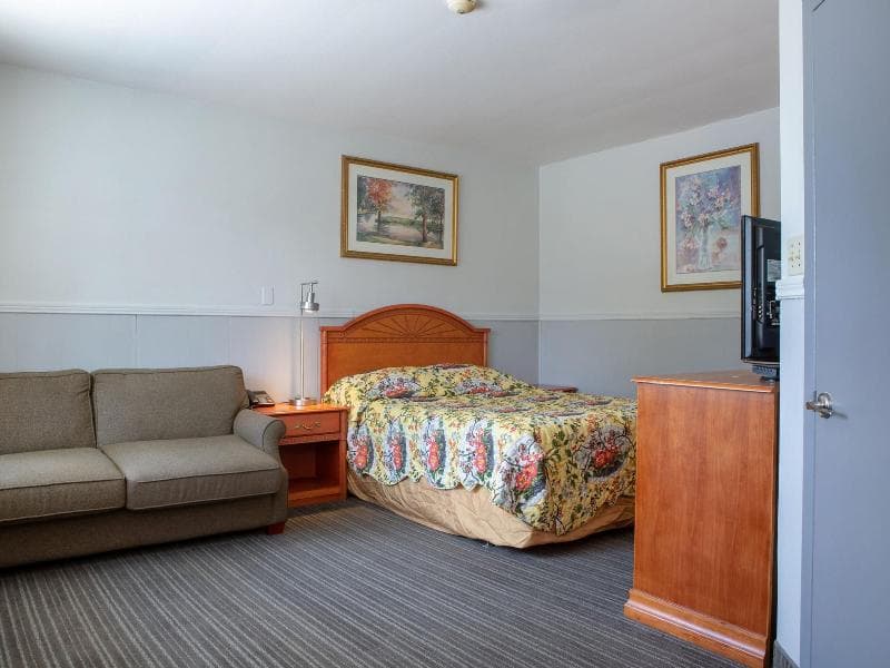 Hotel Richmond Hill On North 5