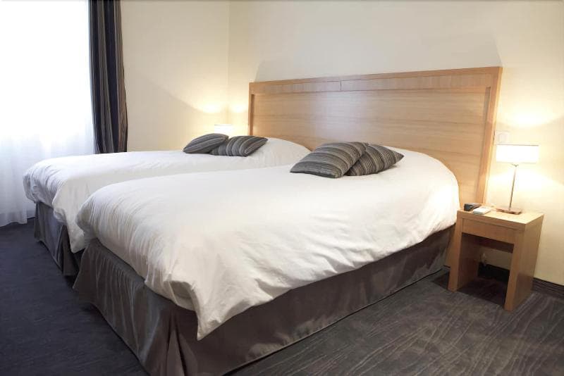 Modern Hotel 2