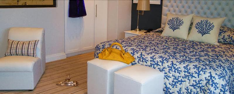 Island Hotel 4