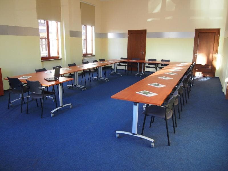 Wenderedu Business Center main