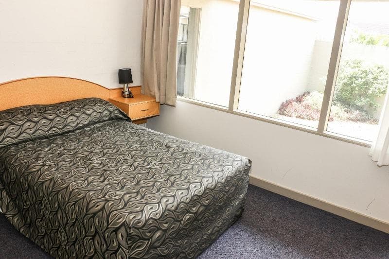 Salisbury Hotel Motel 4