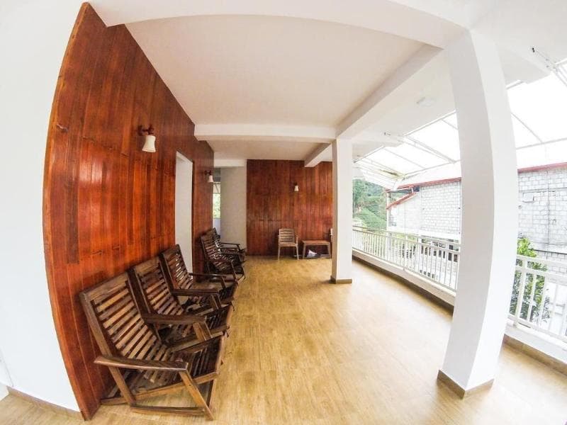 Adams Peak Inn 4