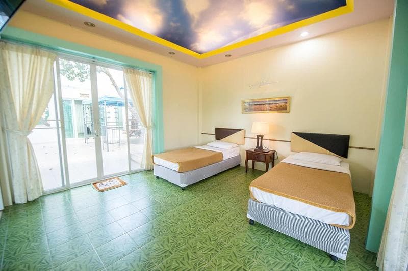 Poomvarin Resort 4
