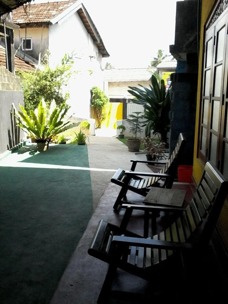 Malika's Yellow House 3