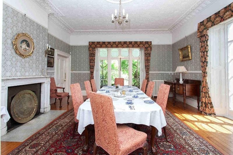Hollybank House main