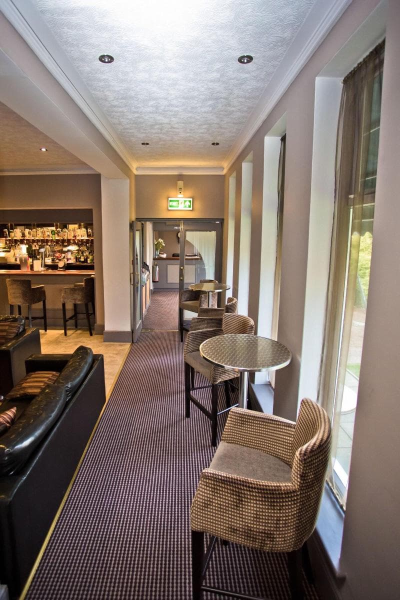 Wards Hotel photo 1
