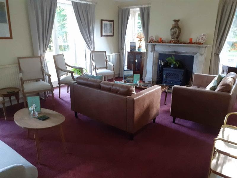 Lovelady Shield Hotel 4