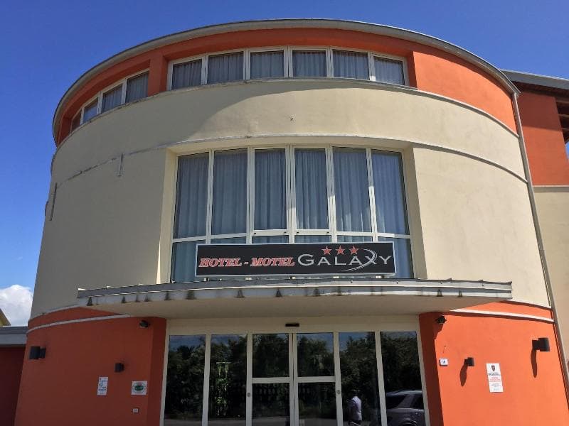 Motel Galaxy 5