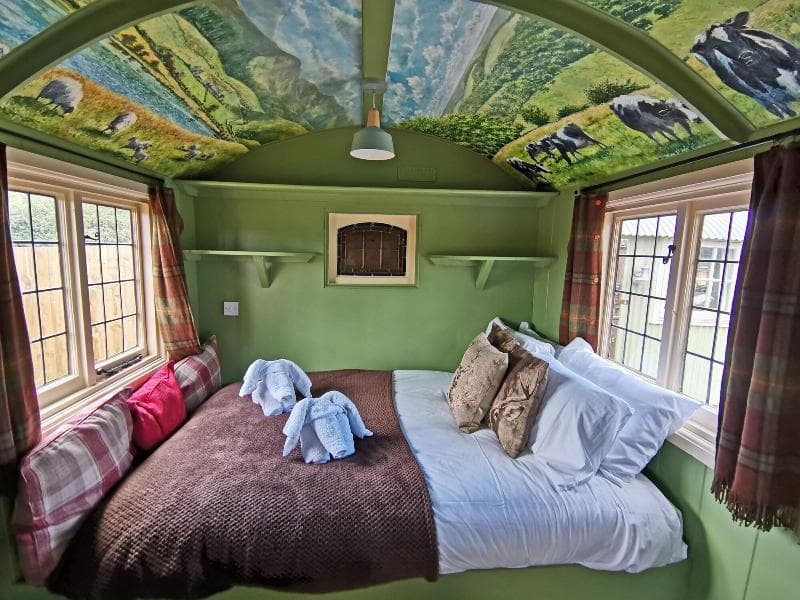 The Stonehenge Inn & Carvery 4