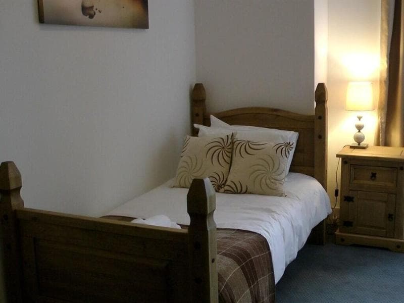 The Stonehenge Inn & Carvery 3