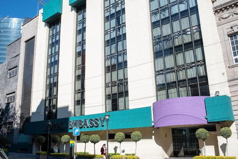 Hotel Embassy 4