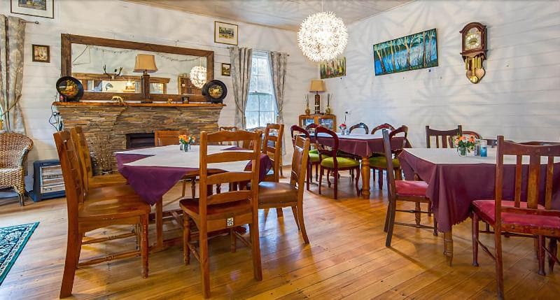 Lake Leake Inn 4