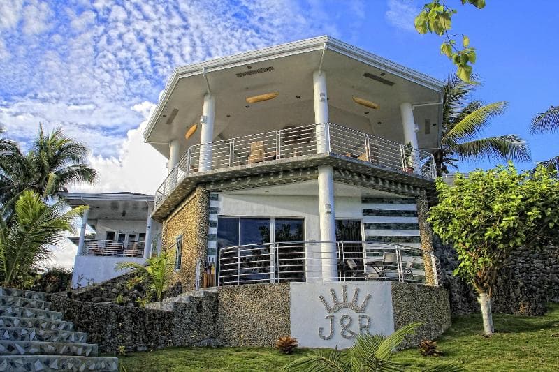 J&R Residence 4