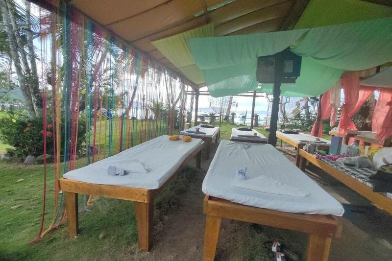 Summer Homes Beach Resort & Cottages main