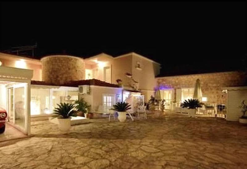 Club Capa 2