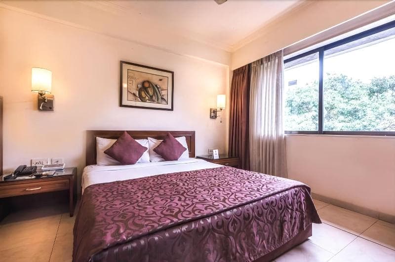 Royal Inn 4