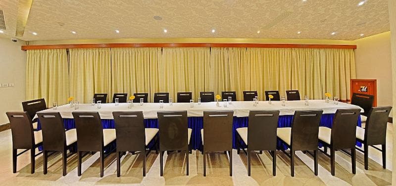Metro Grand Hotel photo 1