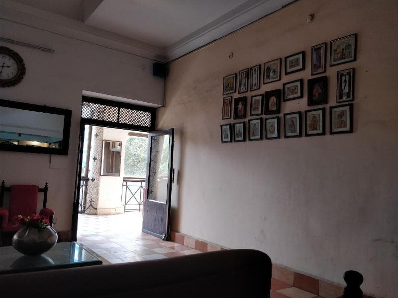 Central Hotel 3