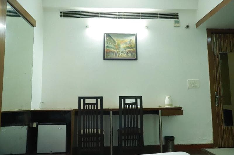 Hotel Parth Inn photo 1