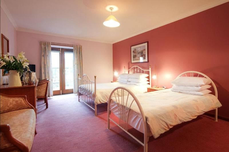 Red House Hotel 4