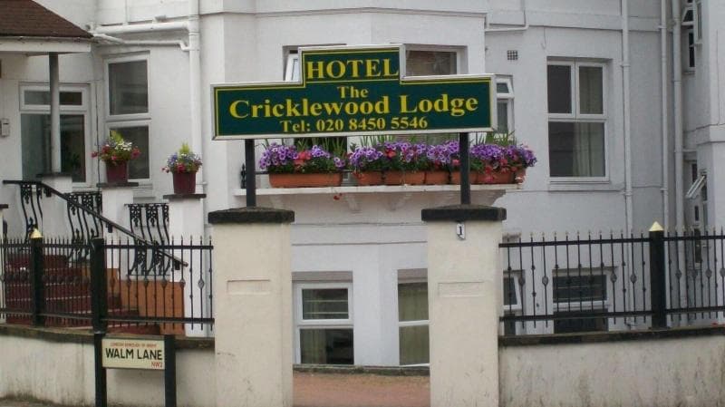 Cricklewood Lodge Hotel 5