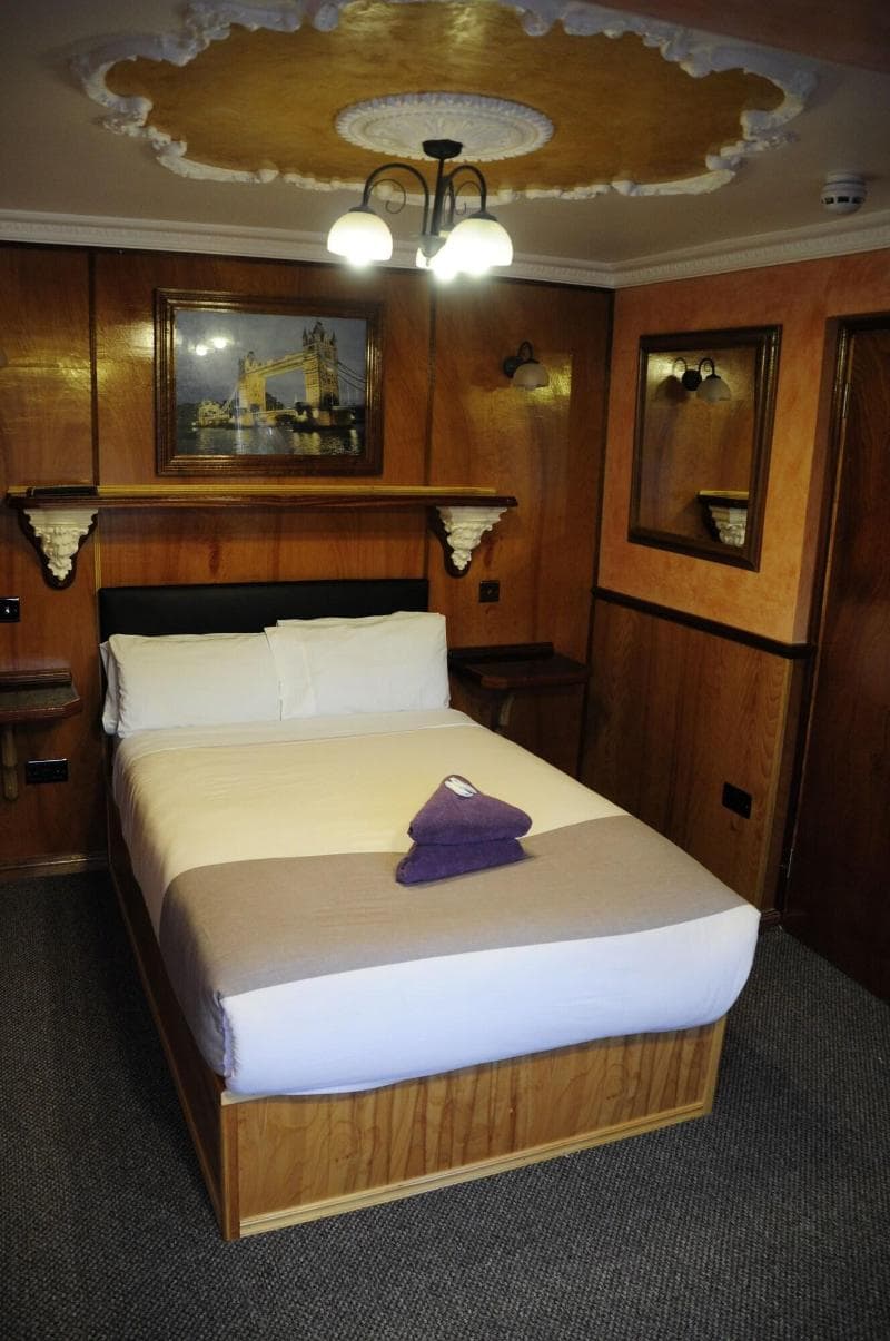 Cricklewood Lodge Hotel 4