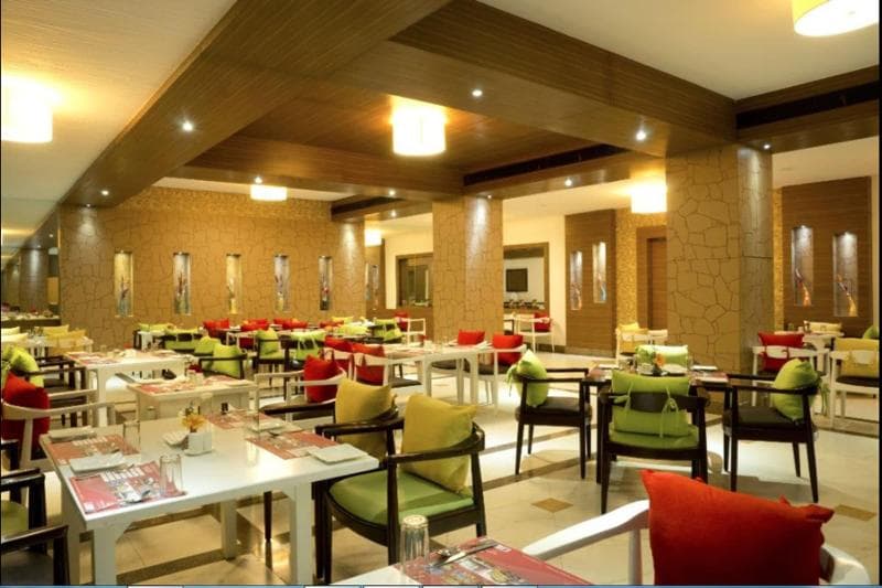 Poppys Hotel Madurai 4