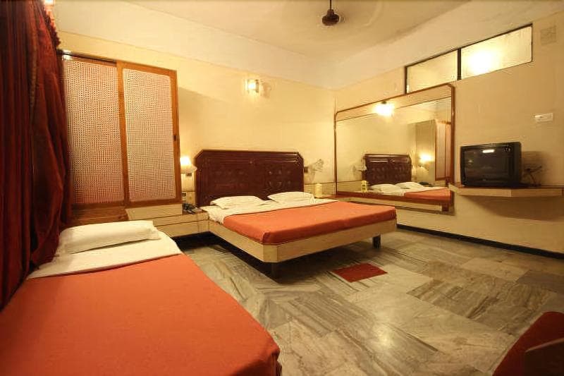 Hotel Padmam 4