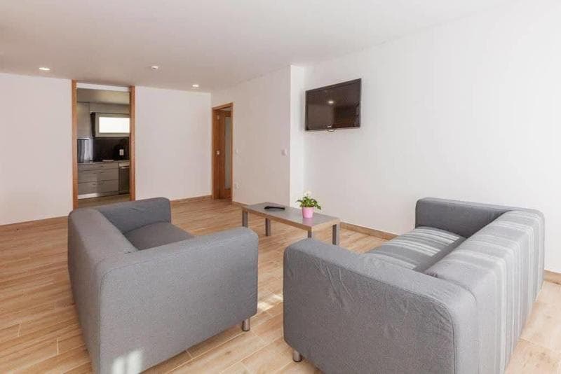 Central Suites 3