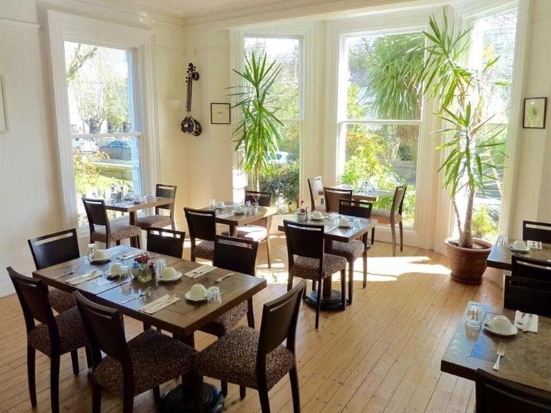 Derrin Guest House 4