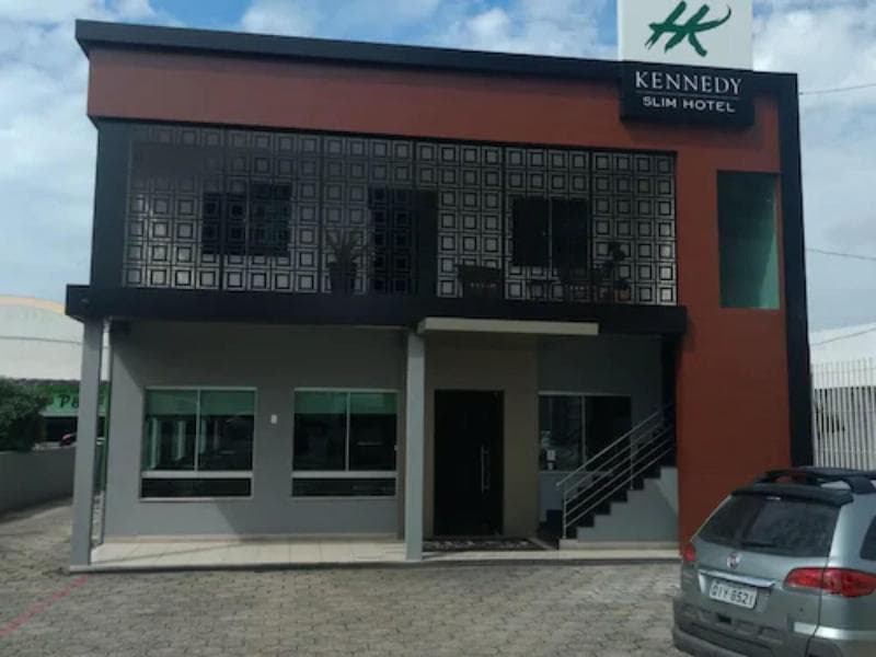 Kennedy Slim Hotel 4