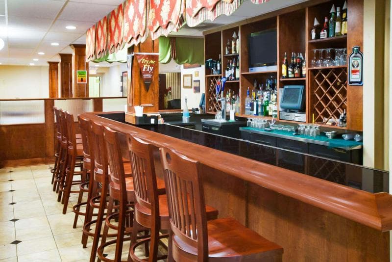 Clarion Hotel & Suites - Convention Center Fredericksburg 3