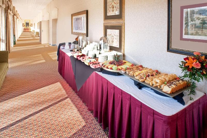 Clarion Hotel & Suites - Convention Center Fredericksburg photo 1