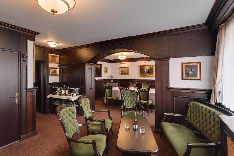 Hotel Meridian 3