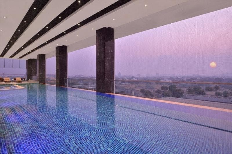 Taj Skyline Ahmedabad 4